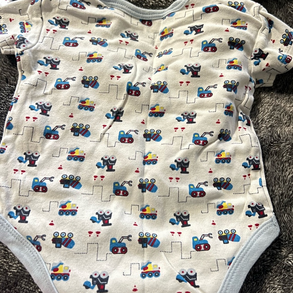 Onesies - Picture 6 of 7